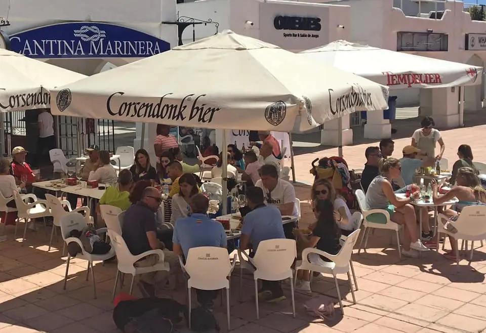 Terraza de Cantina Marinera