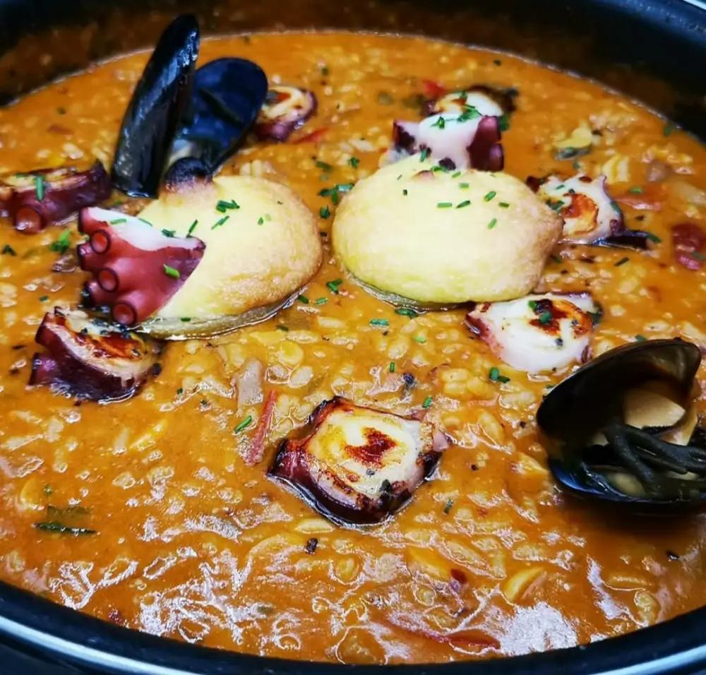 Arroz caldoso de Pa’ Levante Restaurante