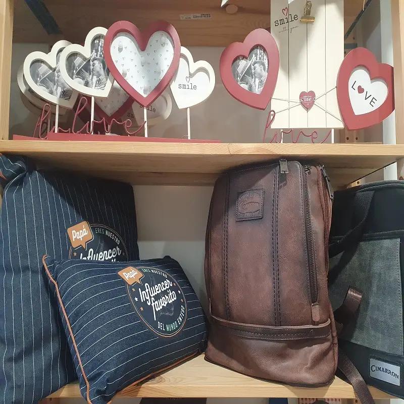 Bolsas y marcos en forma de corazón