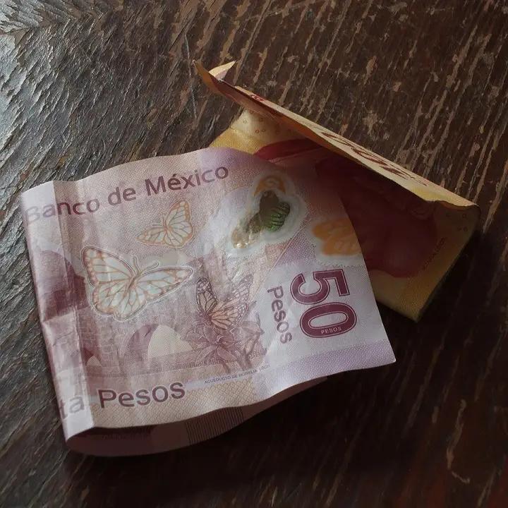 Pesos mexicanos