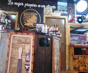 Decoración de Uclés Barber Shop