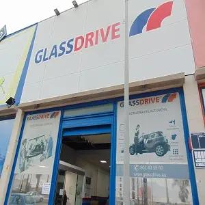 Imagen del exterior de la fachada de Glassdrive Roquetas de Mar