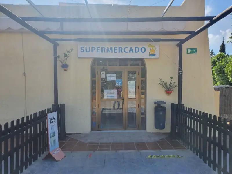 Supermercado de Camping Los Escullos 