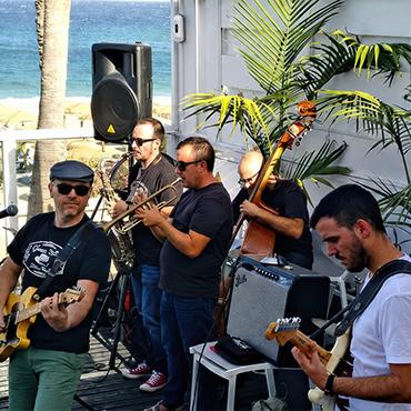 Agosto 29 Sabado Green Bottle Blues 2300 (1)