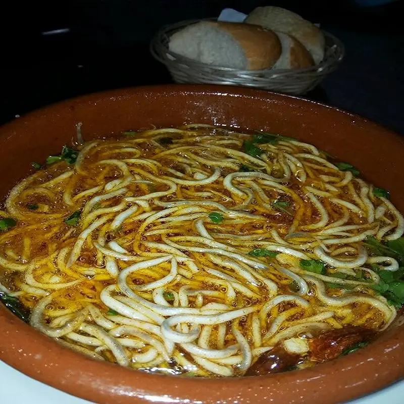 Sopa de fideos de Bahía Playa