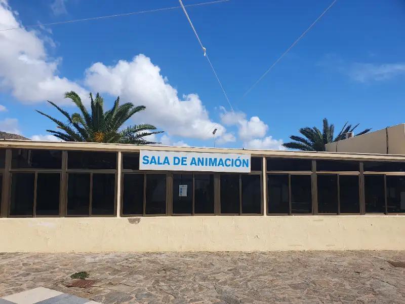 Exterior de la sala de animación