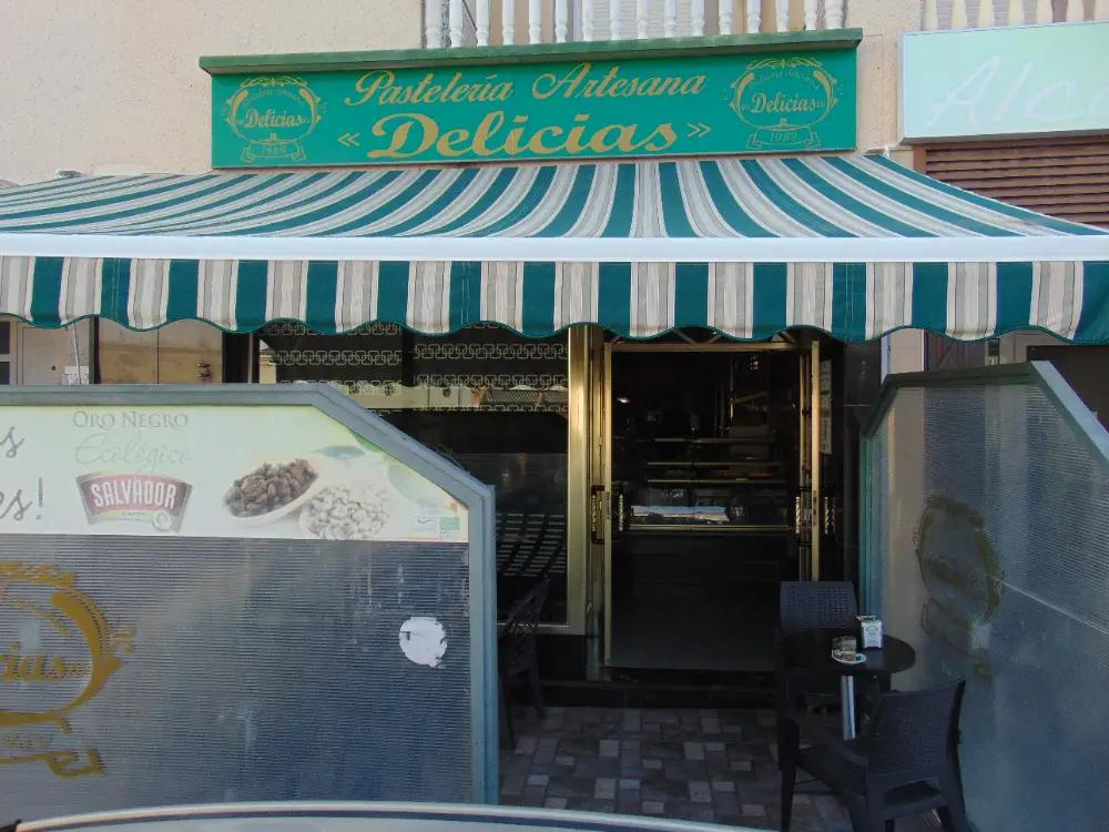 Exterior de Las Delicias Pastelería