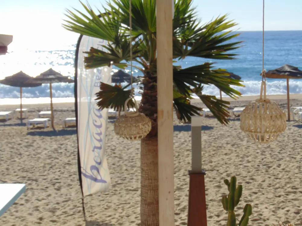 Banderola de Boracay Beach Club Restaurante en la playa