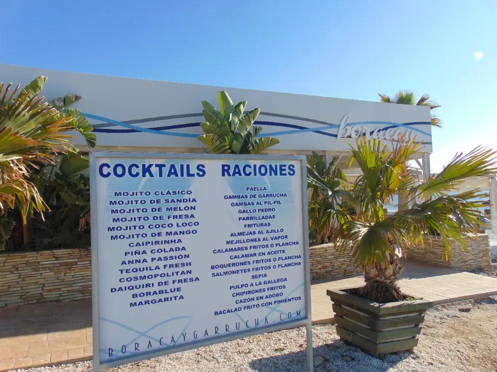 Cartel exterior de la carta de Boracay Beach Club Restaurante