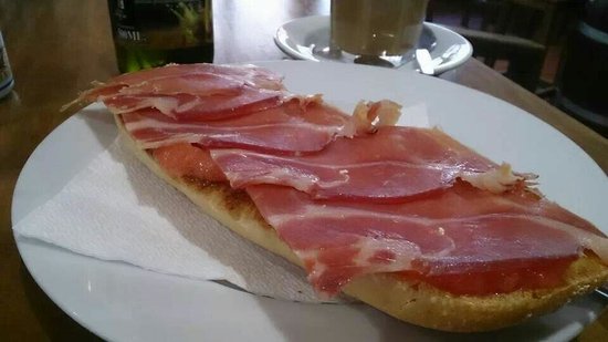 012 desayuno andaluz media